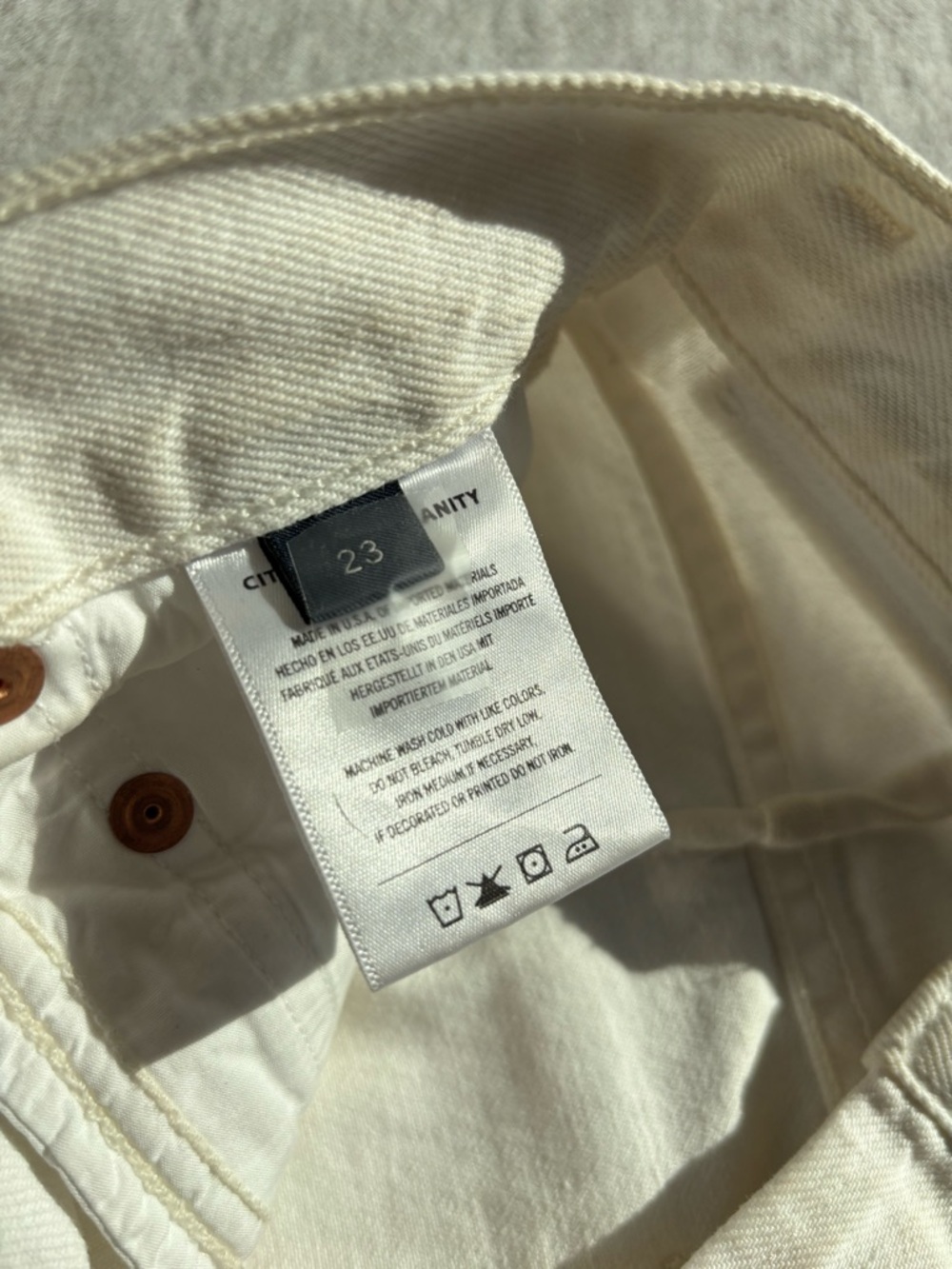 Citizens Of Humanity White Straight-Leg High-Rise Jeans - Picture 13 of 13